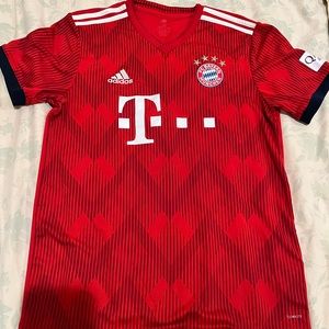 Men’s adidas Red Bayern Munich Jersey